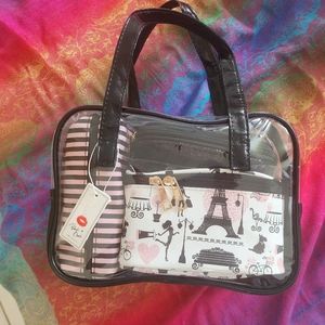 Toiletries travel bag